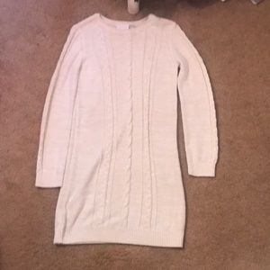 White long sleeve dress